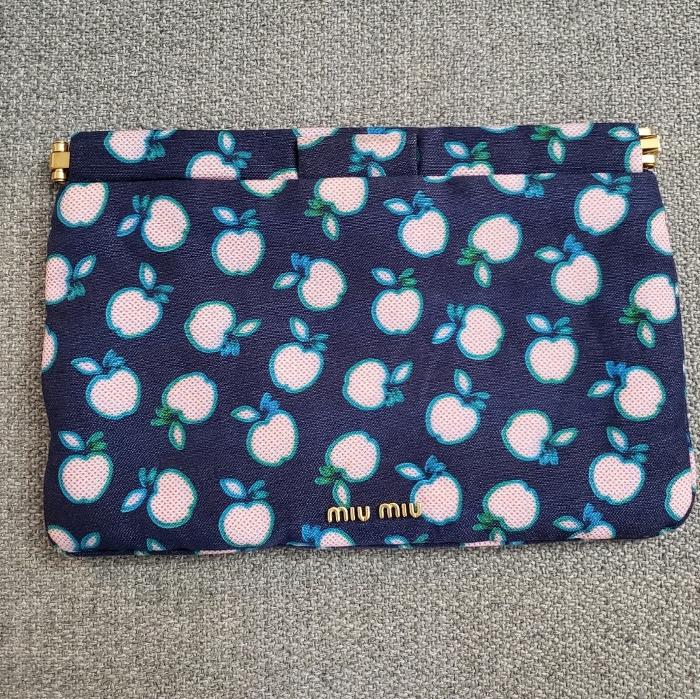 Miu Miu Flat Pouch